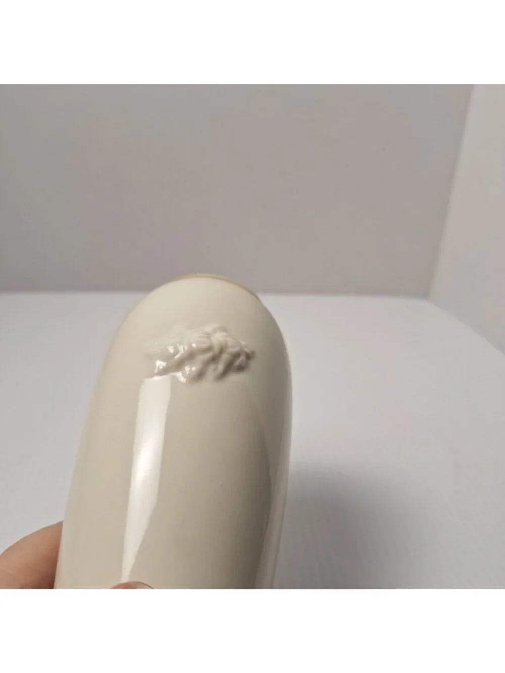 LENOX ROSE BLOSSOM BUD VASE IVORY PORCELAIN SCULPTED ROSE RIBBON 24K GOLD TRIM